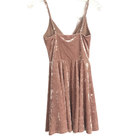 ✨Sold✨Revamped Crushed Velvet Fit & Flare Mini Dress  Extra Small New With Tag - Picture 8 of 12